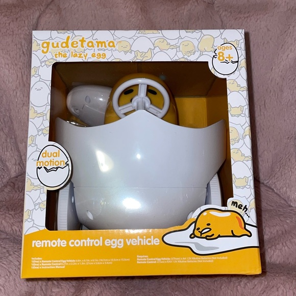 Remote Control Egg Vehicle - Picture 1 of 2